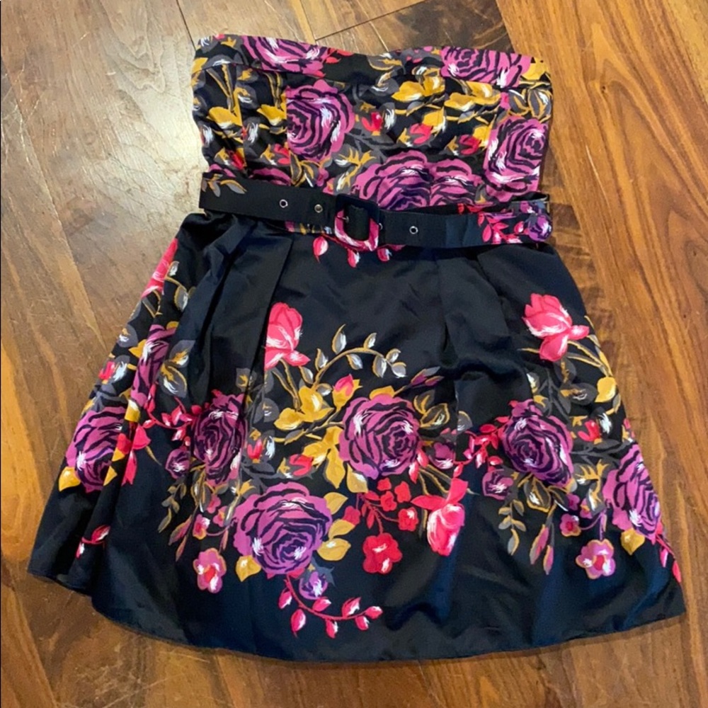 CUTE FLORAL DRESS